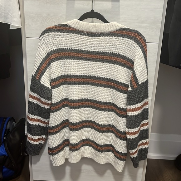 American Eagle Crewneck Sweater - Picture 2 of 2